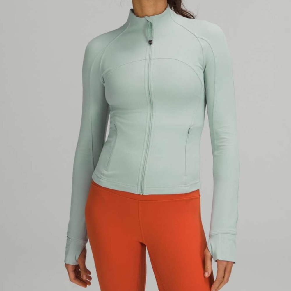 LULULEMON🍋 Cropped Define Jacket Silver Blue